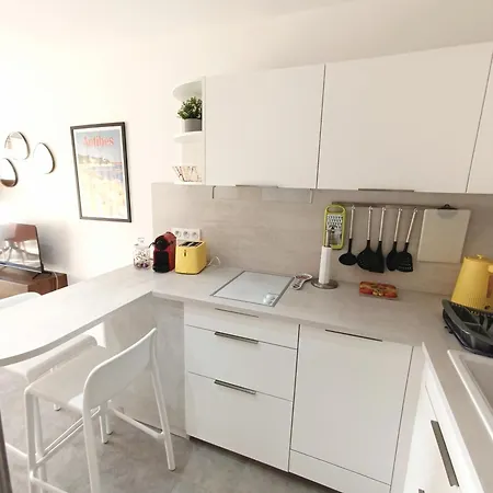 Appartement Parc Velusine - T2 Lumineux, 4 Couchages, Clim, Terrasse, Parking, 2 Piscines&tennis