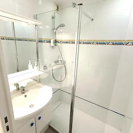 Parc Velusine - T2 Lumineux, 4 Couchages, Clim, Terrasse, Parking, 2 Piscines&tennis *